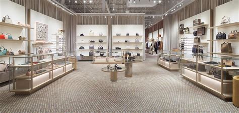 fendi toronto passions|FENDI FIRST CANADIAN STANDALONE BOUTIQUE IN .